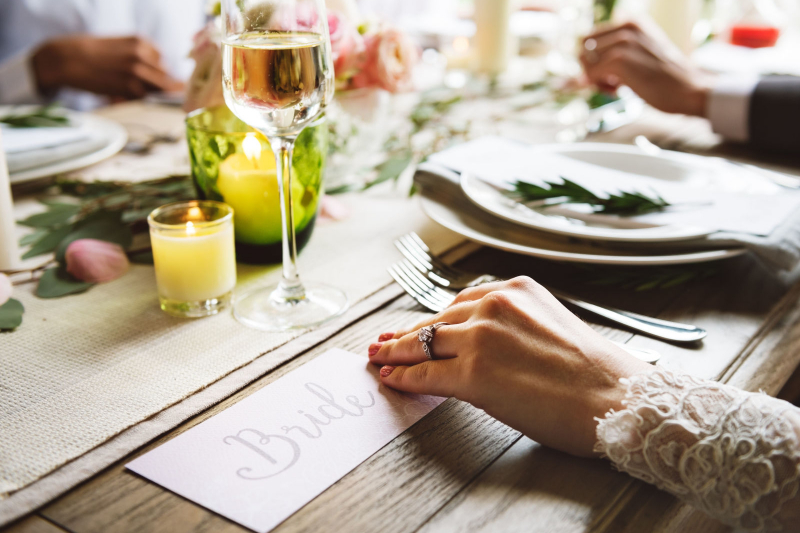 Five Top Tips Before You Begin Wedding Shopping