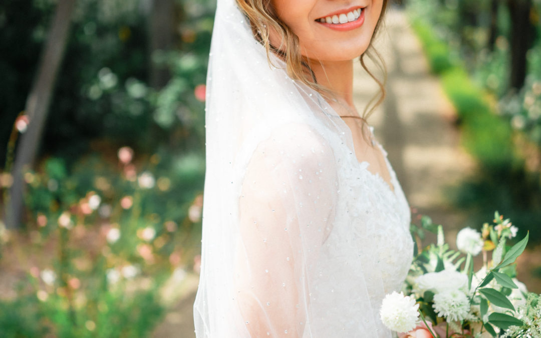 Top Ways to Plan a Modest Wedding